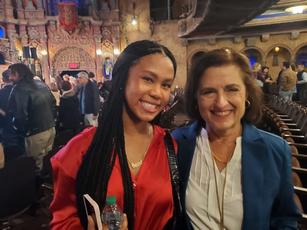 Jasmine Walker (thanks for the introduction, @MEall4Schools!) is 1 of 5 high schoolers who literally stole the show at the @TB_Times Spotlight on education last night. We got a good taste of how today's culture wars are affecting kids and their education. A wonderful crowd!