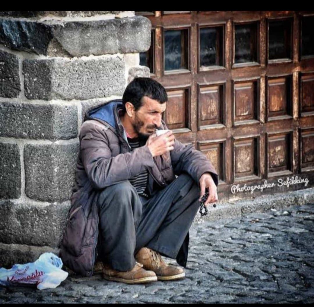 Ne istediniz hayatını Kuran a adamış bu garibandan Allah seni şehitler mertebesine ulaştırsın mekanın cennet olsun büyük adam 😭 #ramazanböçkün #ramazanhoca