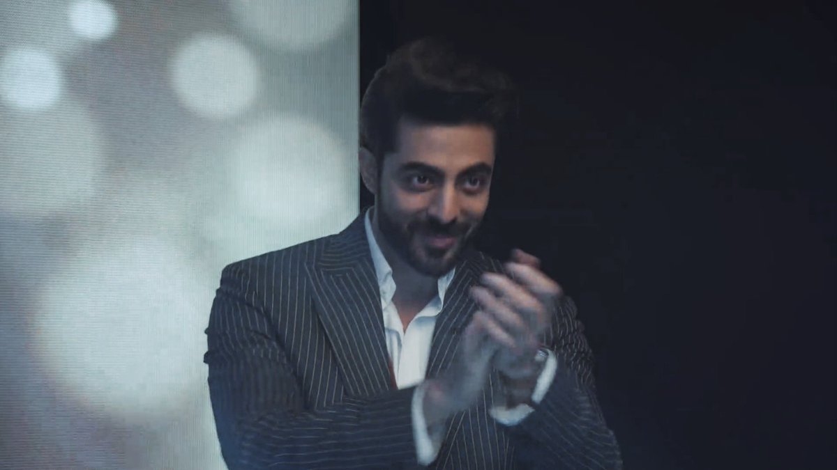 AnishaS_tweets's tweet image. From supporting and pushing her to pursue her passion and dreams to being her loudest cheerleader, this man right here won my heart all over again. 🤧❤️

#HibaNawab | #KrushalAhuja | #RuNak | #Jhanak