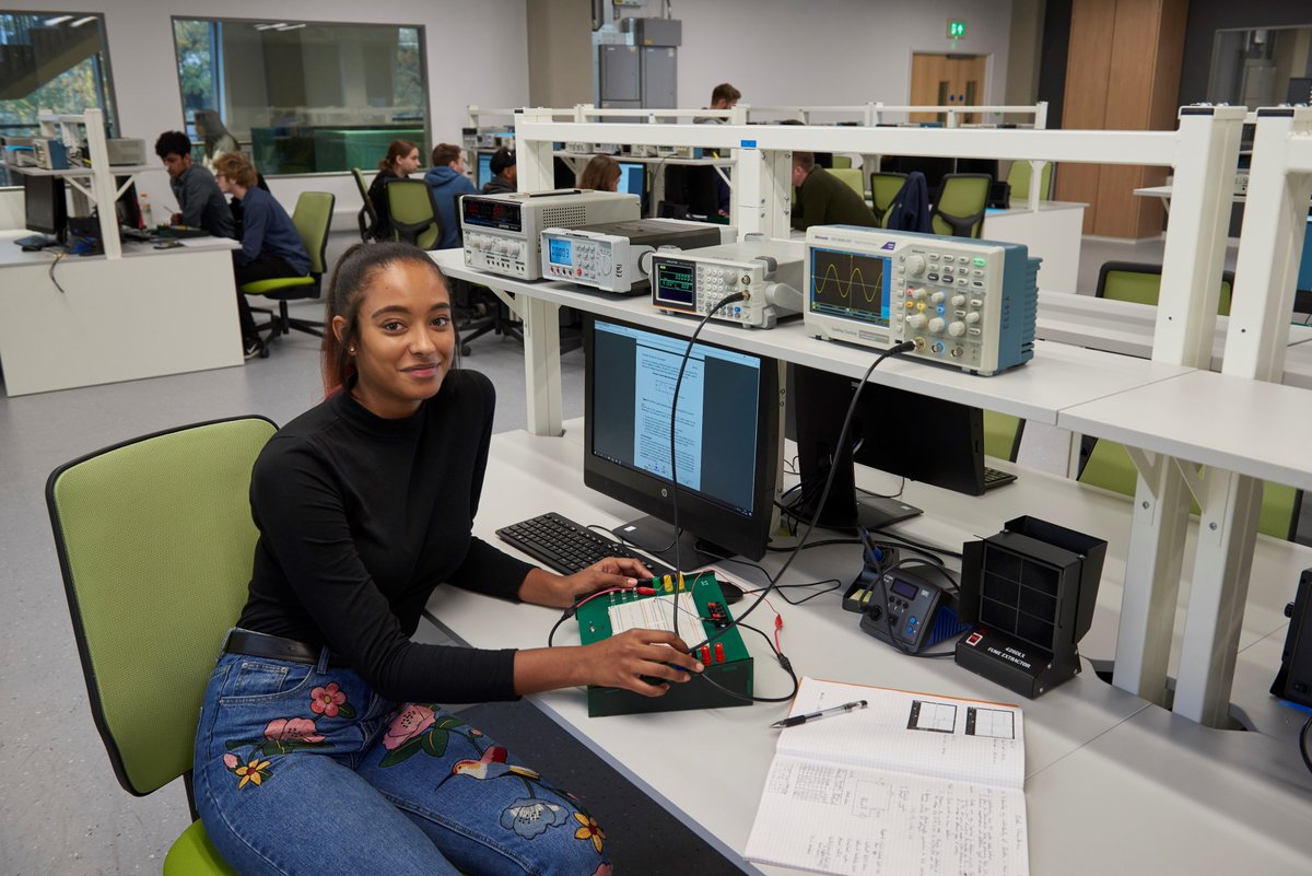 Curious about technology? Electronic Engineering <a href="/RoyalHolloway/">Royal Holloway</a>   are hosting another highly popular Girls Into Engineering free event on Saturday 10 February in celebration of the International Day of Women and Girls in Science. Find out more here
unitasterdays.com/events/event/7…