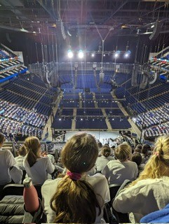 10:10 Federation at its finest...practising at the 02 with thousands of other #youngvoices #fun #collaboration #performance