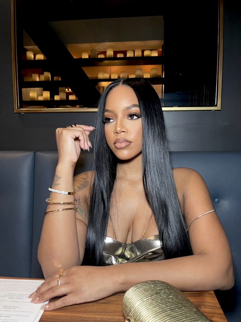 sydneesiarraa's tweet photo. 30 on 30🥂
#rip20s https://t.co/LFpp0p3j90