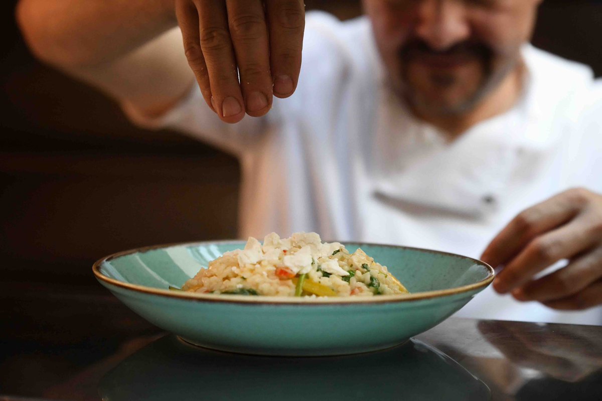 DeLucaCambridge's tweet photo. It’s Pasta Wednesday!! 

Any #pasta (or #risotto) dish just £12, 5-7pm.

+ #Aperitivo offer of 2 #cocktails for £12 during the same time, what’s not to love! 

See you later 🙂. #Cambridge @lovecambridge_ #Italian #Italiancuisine #foodoffer @cambridgefoodie #independent https://t.co/e4qNX4rvxJ
