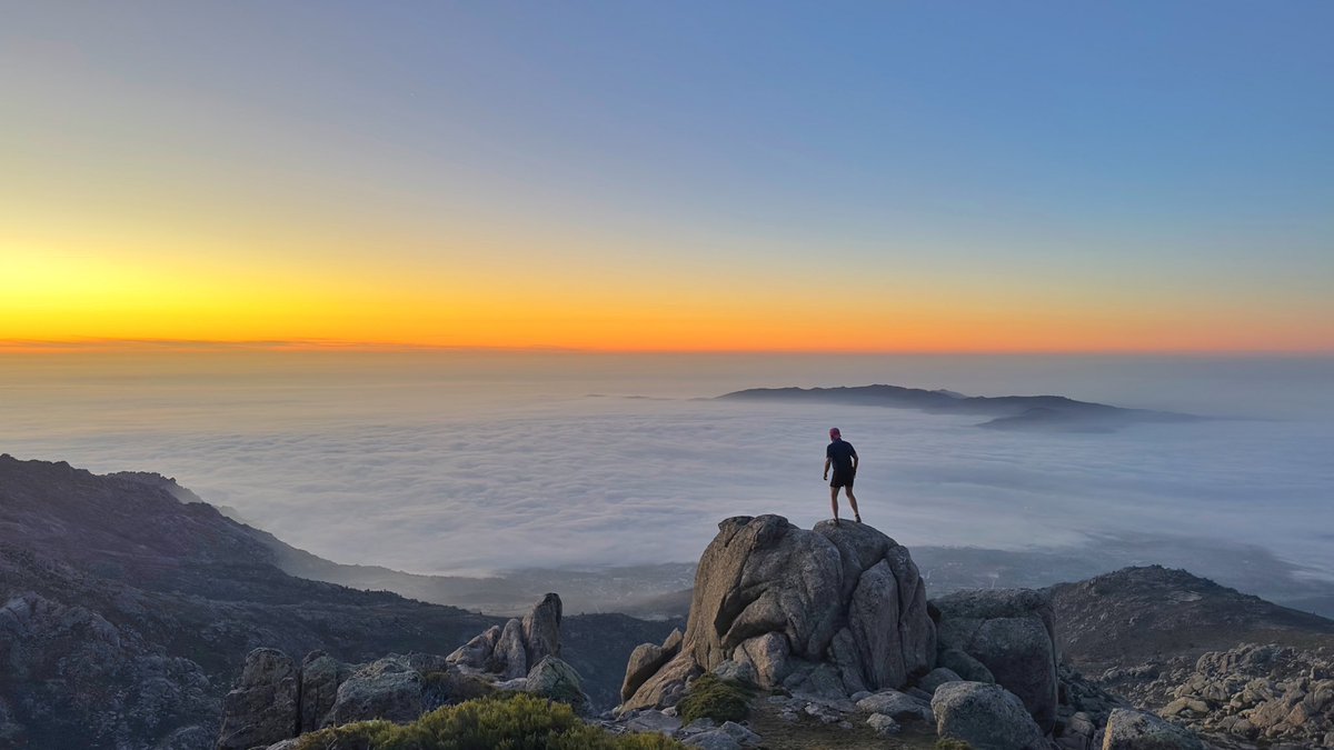 kaikuland's tweet image. Desgraciadamente estamos viviendo una meteo impropia de esta época del año, al menos disfrutamos de paisajes y situaciones que nos alegran la vista. #mardenubes #maliciosa