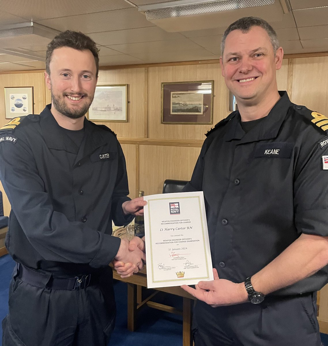 Congratulations to our DWEO Lt Harry Carter on achieving his Weapon Engineer Officer’s Charge Qualification marking a major milestone in his career. ⚡️🛠️#aWEsome #fearNORT