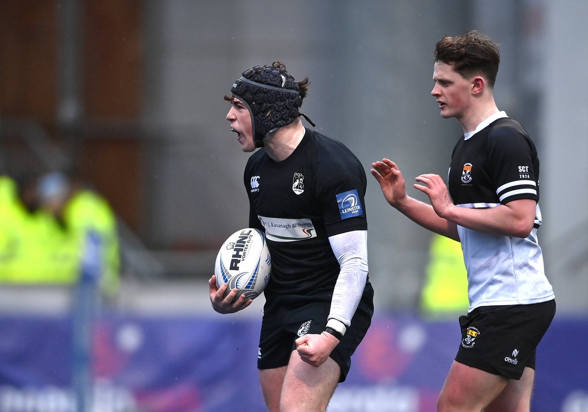 LeinsterBranch's tweet photo. 📰 | 𝙈𝙖𝙩𝙘𝙝 𝙧𝙚𝙥𝙤𝙧𝙩.     

@CCRoscrea come from 17 points down at half-time to secure a memorable @Bankofireland Leinster Schools Senior Cup win over @NewCol_Official. 

✍️ | Read the match report: https://t.co/yCfVYk7qxo

#NeverStopCompeting https://t.co/OJC6Z6SV0D