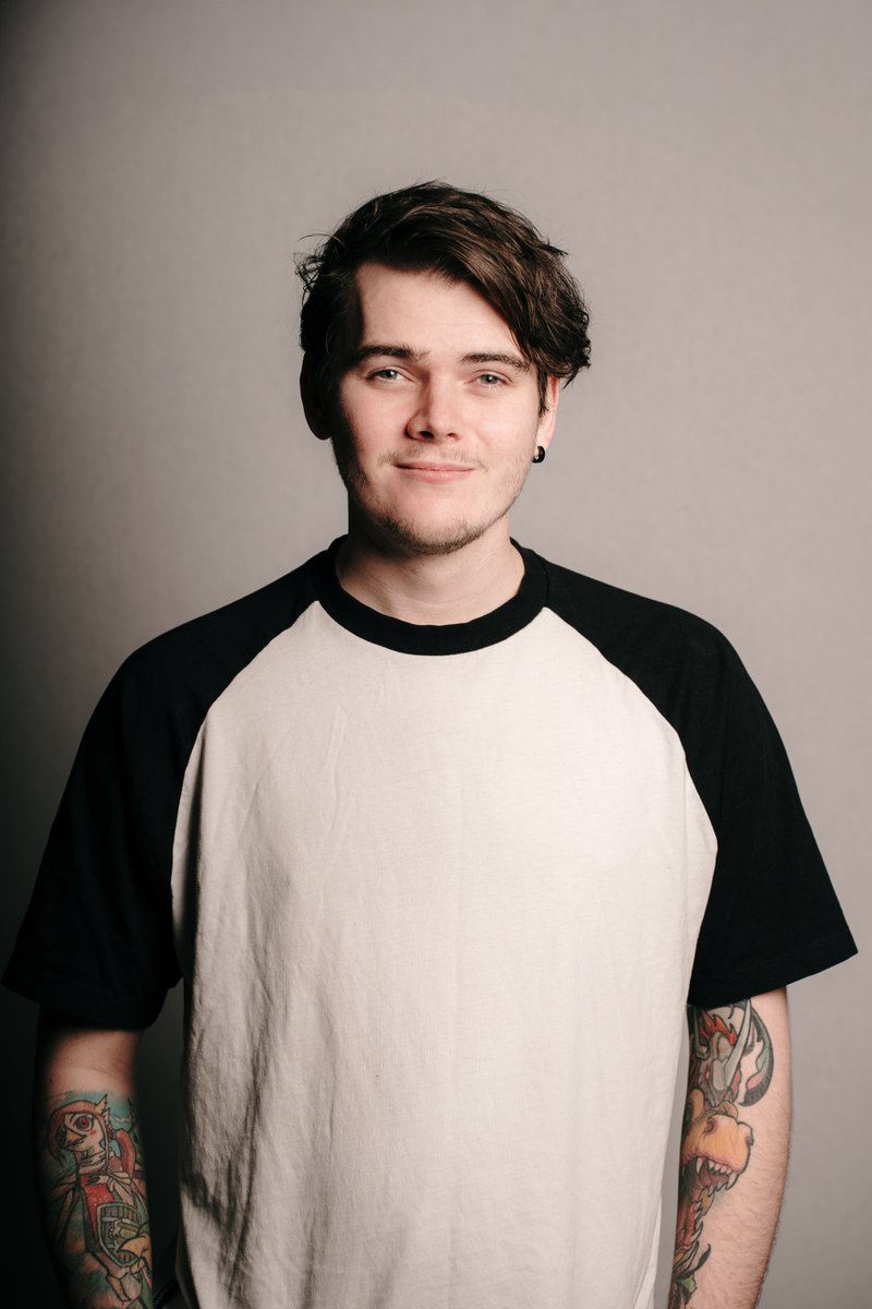 Its with a heavy heart that I have to share that,
I'm leaving Unity.

I've been at Unity for 6 years, 3 years as a FTE and I'm grateful for the time I spent there despite the rough period we've had. I have the utmost respect and care for my Unity peeps and wish them well!