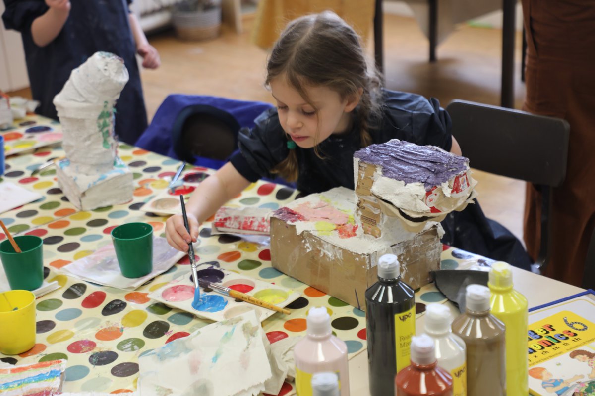 MountSchoolYork's tweet photo. Nothing gets you more in the mood for Lunar New Year in the #yearofthedragon than making & painting mythical creatures! Our juniors #explorediscovercreate all day long & their dragons are fierce (yet ready to dance). Watch this space!
#thriveatthemount #liveadventurously https://t.co/WFFuUbGAau