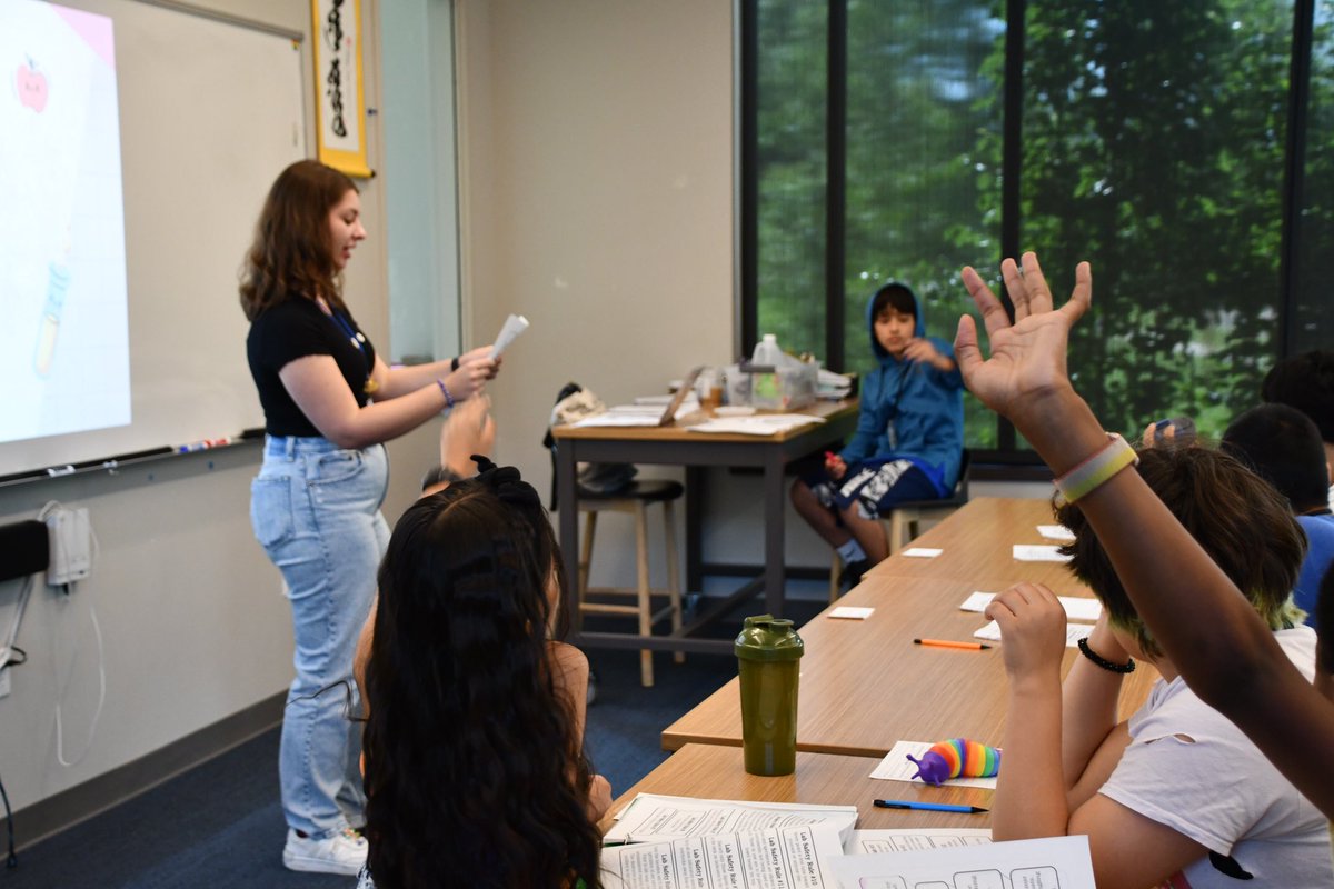 BreakthroughKD's tweet image. Breakthrough isn’t only over the summer! Breakthrough has monthly Saturday School programming to offer non-traditional academic opportunities for middle school and high school students, with topics ranging from Financial Literacy to Medical Exploration.

Follow the link in bio!