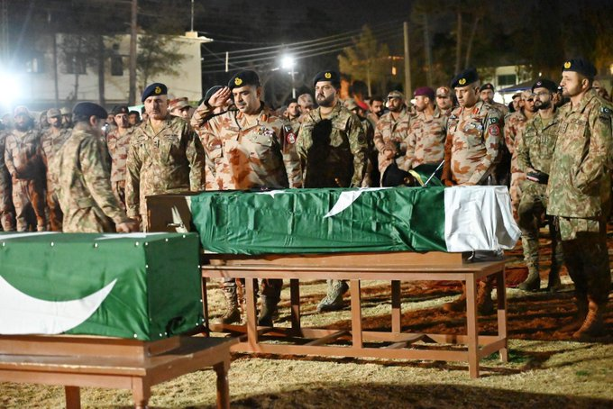 MirHamzaBaloch_'s tweet photo. Long live Pakistan! The sacrifices of our brave soldiers ensure peace and security. May Allah accept the sacrifices of all our martyrs. #Balochistan #Mach #MachAttack #BalochistanRejectsTerrorism https://t.co/J9ocNNSTuR