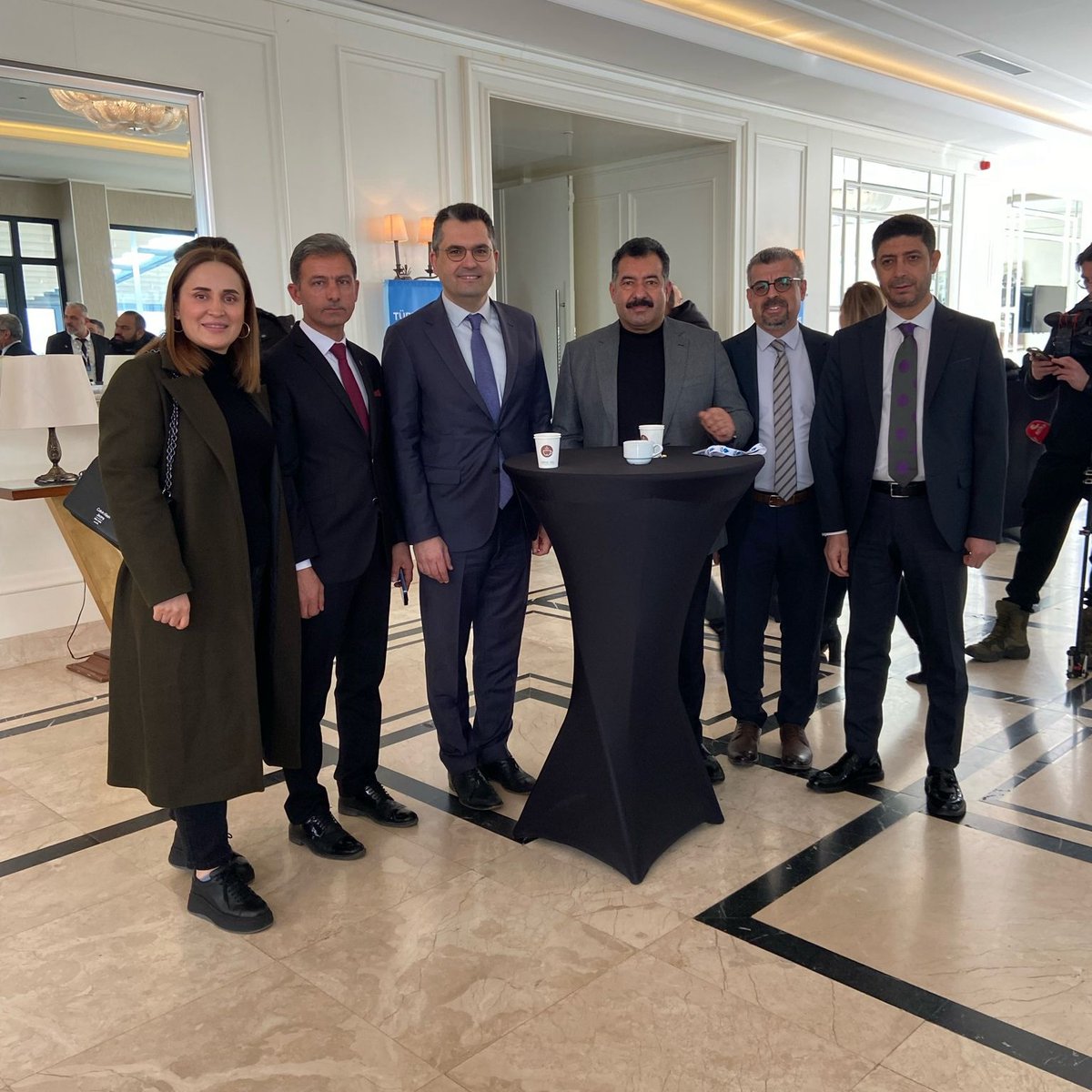 DevaSincan's tweet photo. Partimizin Üçüncü Belediye Başkan Adayları Tanıtım Toplantısına ilçe başkanımız Halil Aslan ve yönetim olarak katılım sağladık , partimizin belediye başkan adaylarına başarılar diliyoruz.
Deva Belediyeciliği Geliyor... 

#oylardevaolsun https://t.co/BJbE5tEQZD