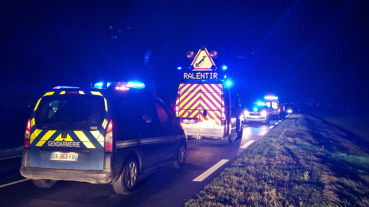 CourrierPicard's tweet photo. Un suspect interpellé après l’accident d’#Hombleux #Somme https://t.co/usEmhBZqLv https://t.co/cvmAfKBq2g