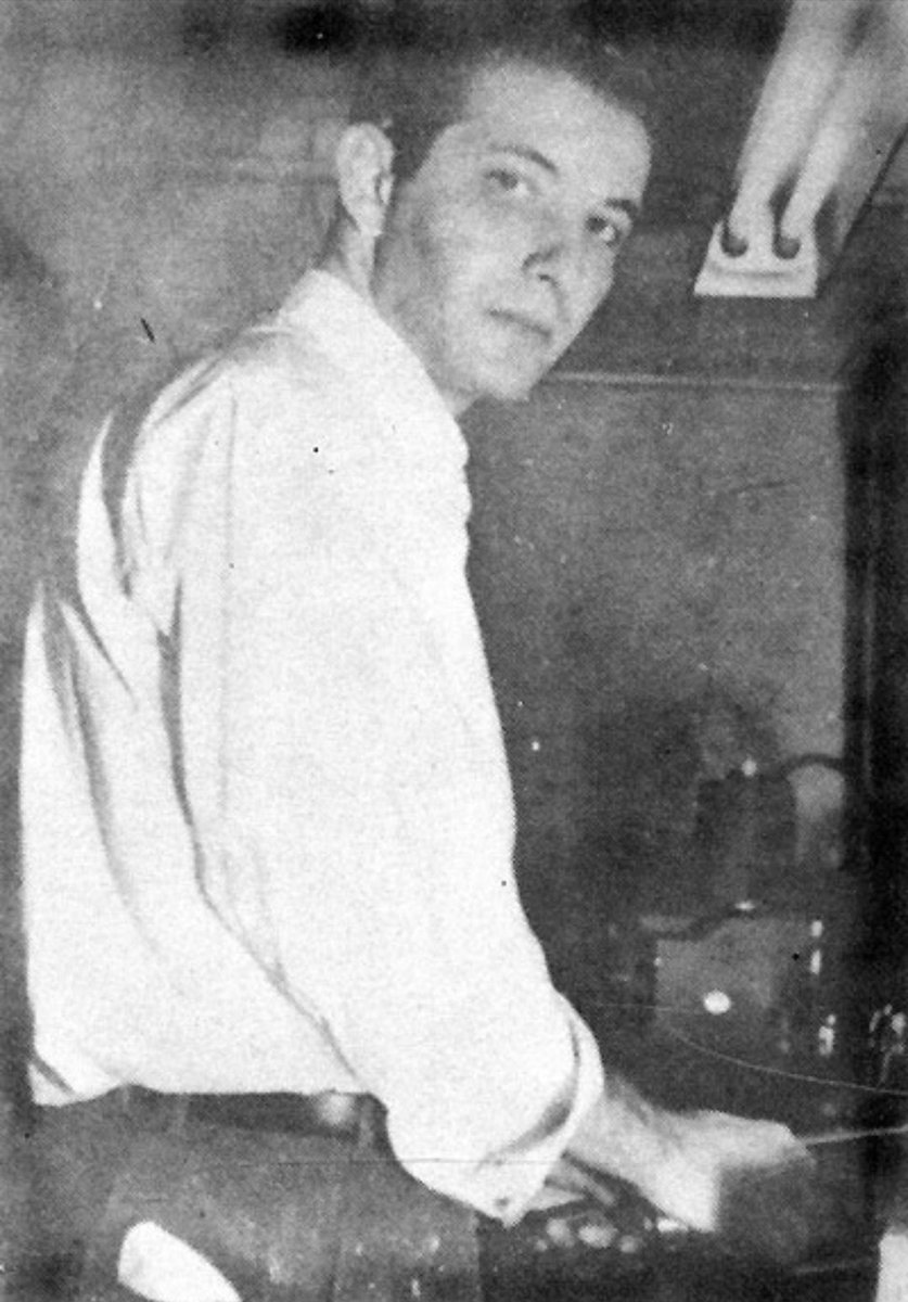 maydel_poyato's tweet photo. Pedro Luis Boitel nació en Jovellanos, Matanzas, Cuba, el 13 de mayo de 1931 y falleció en La Habana, Cuba el 25 de mayo de 1972, fue un poeta y disidente cubano quien se opuso a las dictaduras de Fulgencio Batista y de Fidel Castro. https://t.co/yZTWy0DlsJ