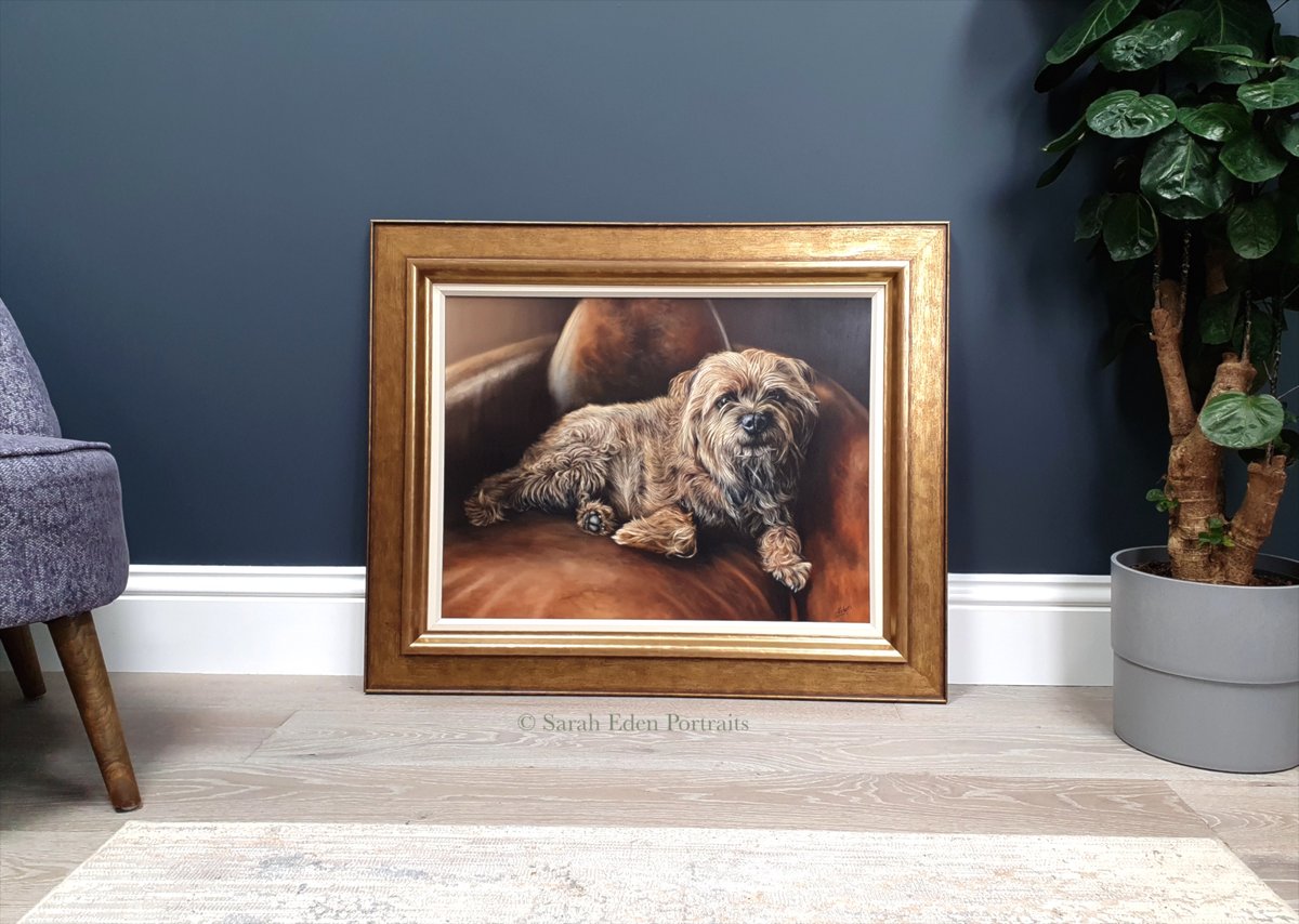 Quite an involved piece from a while back....the gorgeous 'Stan'. Sometimes, a portrait really benefits from a background and a narrative and this was one of those occasions. His favourite spot to sit. 

#borderterrier #borderterriers #borderterrierlove #borderterrierportrait