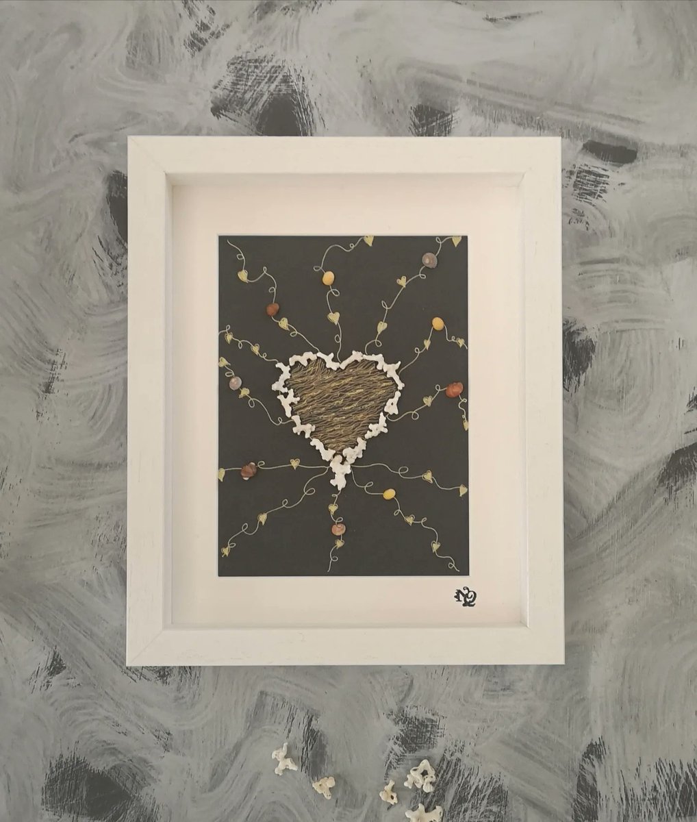 NaturallyQuirk1's tweet photo. 💝There are several pieces on my new website made to celebrate the love between two people in style!
💞Why not add a name or your special date to add an extra personal touch. https://t.co/3he13yM7L6
#valentinesday2024 #ValentinesDay #valentinesdaygifts https://t.co/j6VLYC6Hdt
