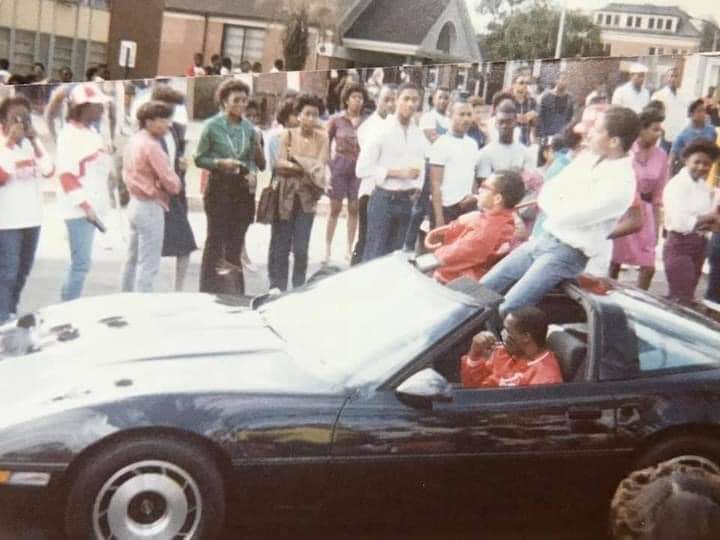 RattlerPit's tweet photo. FAMU Set Friday In The 1980's
#FamuHistory π https://t.co/uoiIGDq8or