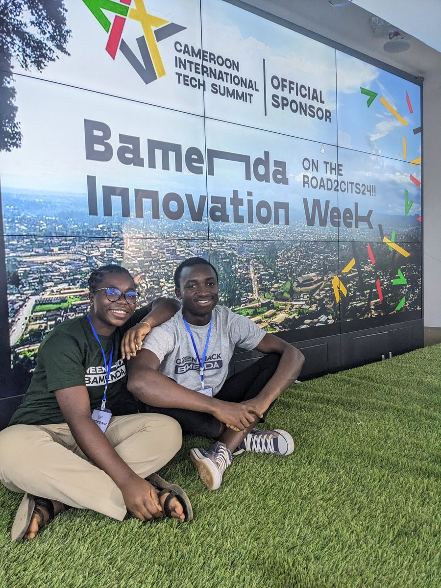 DemgneSyntyche's tweet photo. Bamenda to the world🥳
#CityHack
#CITS24
#Greenhackbamenda
#ties
#BamendaInnovationweek https://t.co/YWvLzRSz1v