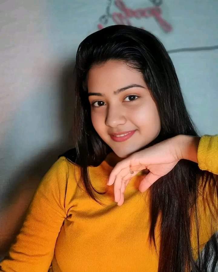 10 में से 8 लोग रिलेशनशिप में है.
बचे हुए 2 लोग हम  हैं
मैं लिख रही हूं, तुम पढ़ रहे हो !
😛😛🤩🤩😍😍
Good evening dear friends ♥️