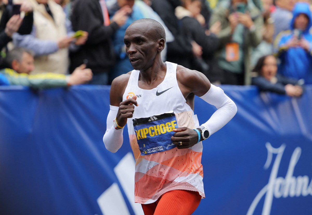 Asb71atleta's tweet photo. Eliud Kipchoge: "Nunca te mientas a ti mismo". https://t.co/lAQA26StaR