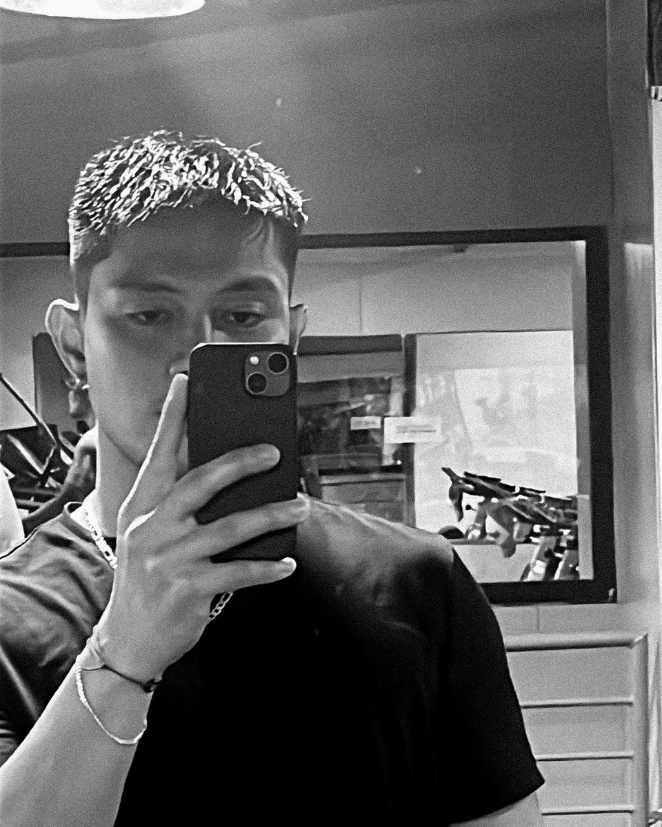 i’m thinking to drop my new song 💬🎵 #business #newsong