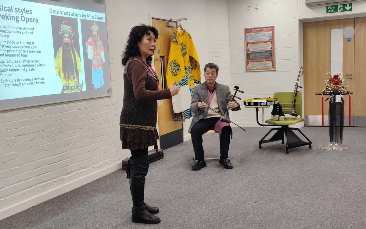 Last week, some of our pupils attended the Peking Opera workshop 🇨🇳, which was given by two native Chinese performers of the opera. They were taught 4 of the main types of characters and their respective subsections, all with unique roles and appearances. #Chinese #abingdonschool