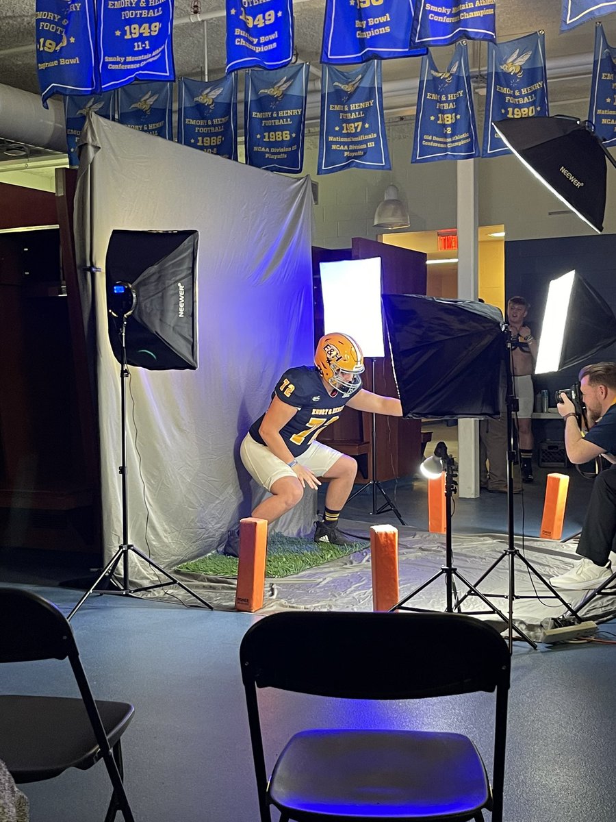 henry smith tweet media