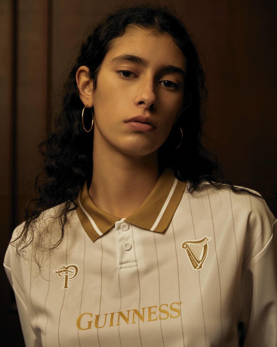 classicshirts's tweet photo. Over the Pitch x Guinness

The South Korean design studio recently unveiled these two shirts as part of a collection in collaboration with Guinness.

Inspired by the branding and stylings of the drink, the shirts feature '59' on the back referencing them being founded in 1759. https://t.co/dNzlFLeoAg