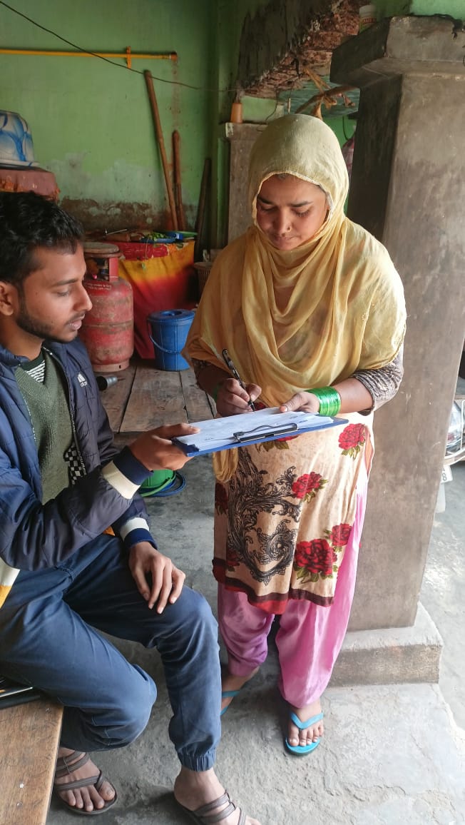 BPCLGas_Bihar1's tweet photo. Bihar-01 Gas is continuously #engaging &amp; #enrolling people for switching to #greenfuel in Darbhanga City. Drive for #Sustainability.
#AAGE_BADHE_PNG_CHUNEY
#SMART_BANEY_PNG_CHUNEY https://t.co/WFlMko2SNZ