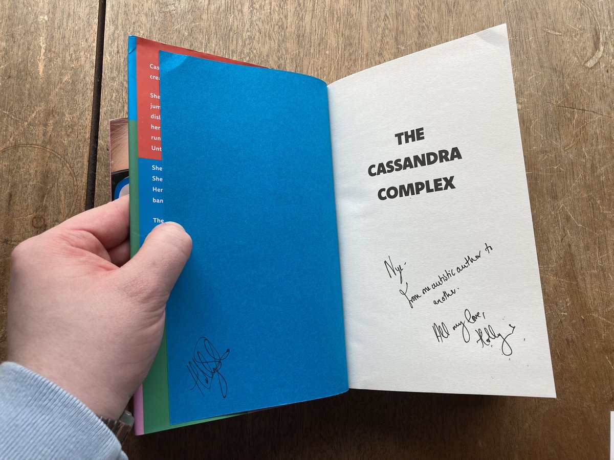 @HolSmale Thank you so much for sending your book “The Cassandra Complex” that I won on the @ChildrenInRead auction for @BBCCiN. What a wonderful surprise to receive an extra signed copy of “Geek Girl” as well. I am so looking forward to reading them!