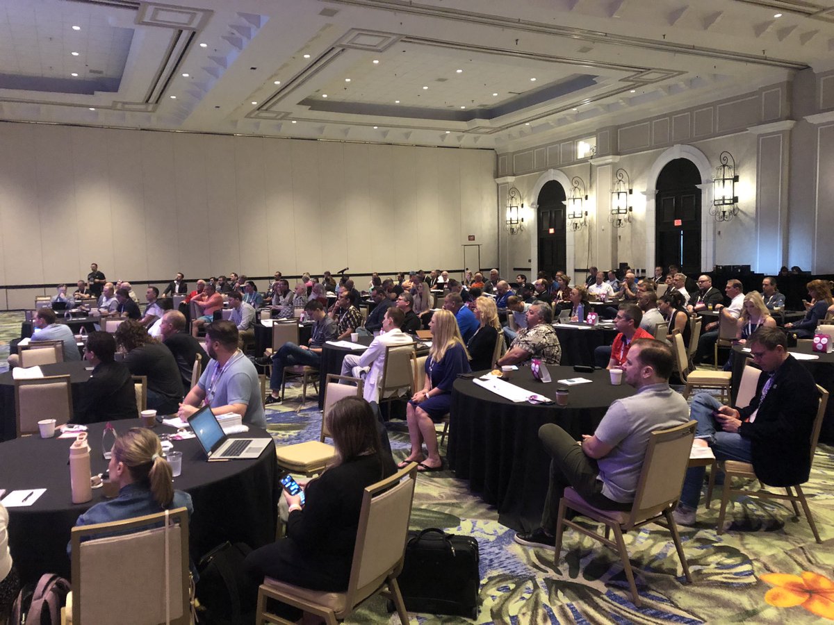 Jim_Roddy's tweet photo. I thought attendance for the last day of a conference (aka “getaway day”) was supposed to be light? Great group on hand at #RSPAinspire Day 3 to talk retail media networks, AI, alternative payments, and robotics. @InsideRSPA https://t.co/BNasy8kBeM