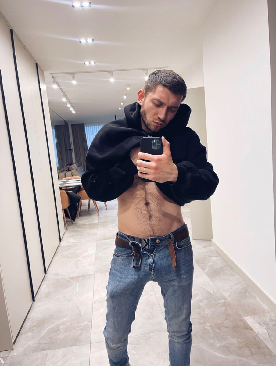 CassiAYear's tweet photo. RT if you need a top like this🍆
#fitness 

https://t.co/opy1OBGalO https://t.co/HXNT7a6Gtg
