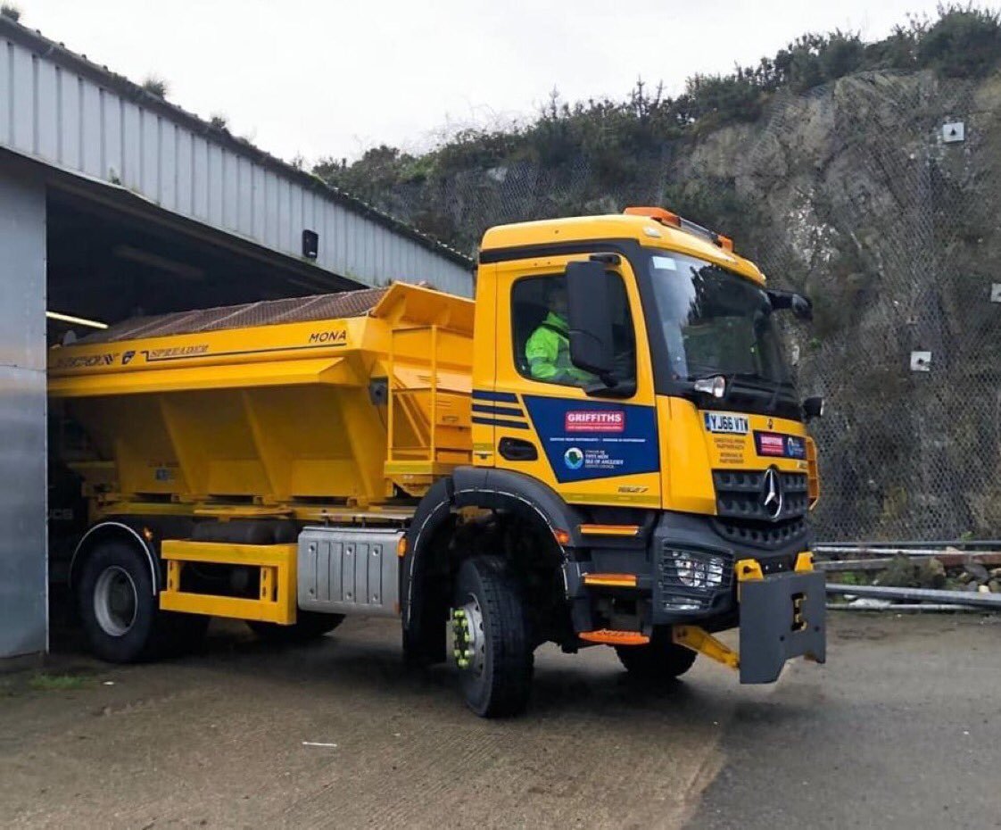 We will be GRITTING first priority routes on Anglesey later on tonight. Please take care on the roads.