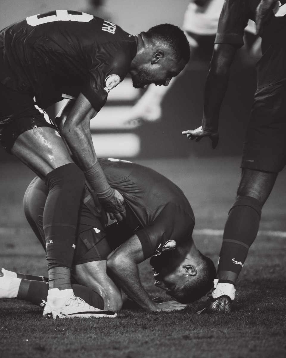 Aujourd'hui est un jour très difficile et triste pour notre élimination. Je tiens à m'excuser pour le penalty, j'ai pris la responsabilité d'aider l'équipe, mais malheureusement cela n'a pas fonctionné. Je tiens à remercier tout le peuple marocain pour son soutien, en particulier