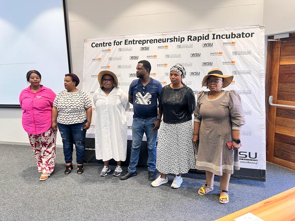 wsu_cferi's tweet photo. 🌐Currently immersed in the OR Tambo District ILED COP inaugural session at Zamukulungisa Campus! 🚀 Exploring insightful research findings on LED forums' functionality. Kudos to @dstgovza, @InnovHub, and @HSRCza for powering innovation! 🌟 #ORTamboILED #InnovationJourney #IC4LED https://t.co/3MPlKjm885
