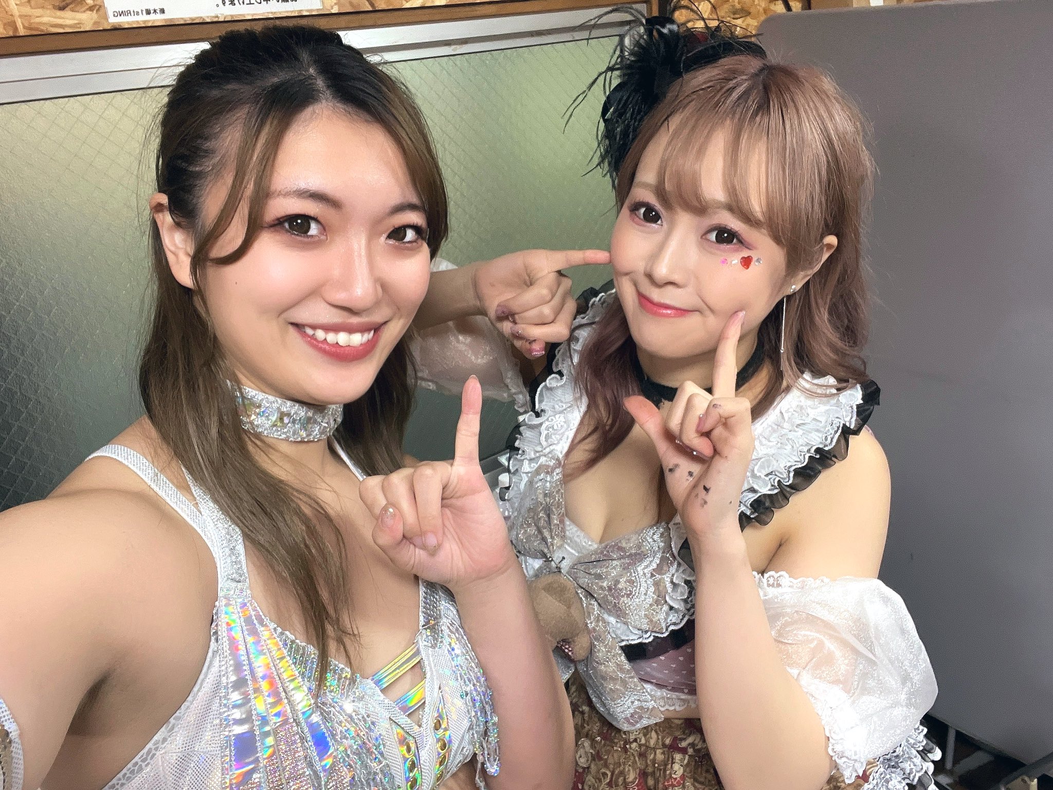 GFLKpsnacAAyBfH?format=jpg&name=orig