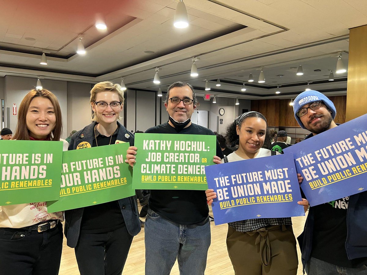 danielatonna's tweet image. In 2023, we raised the minimum wage, passed the #BuildPublicRenewables Act, fought for #GoodCause Eviction, and pushed to regulate short-term rentals.

In February 2024, I'll have been at @ForTheMany for two years! (In case you missed it, we have a union now ❤️)