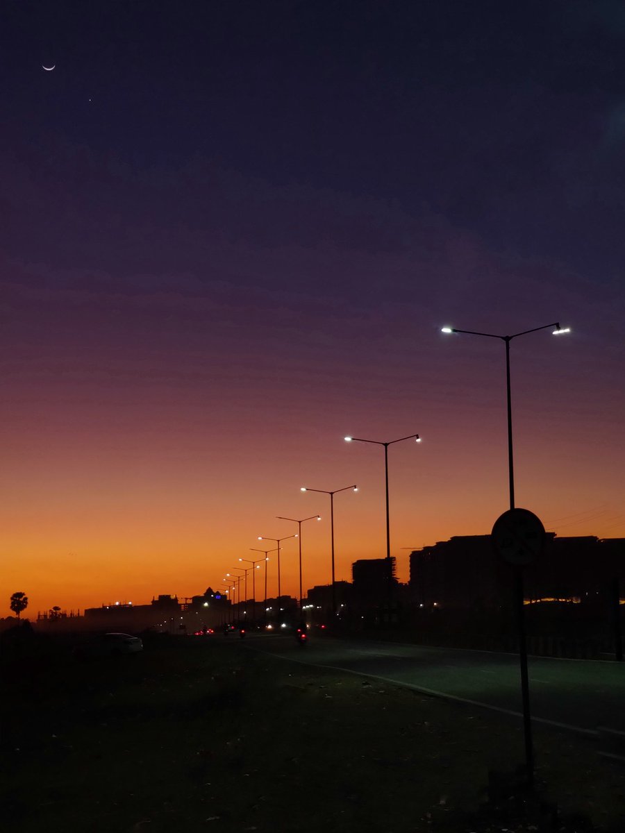 tezdevani11's tweet photo. @mobile_com01 Captured these pictures using my @oneplus 7t https://t.co/u8k3MEMhKb