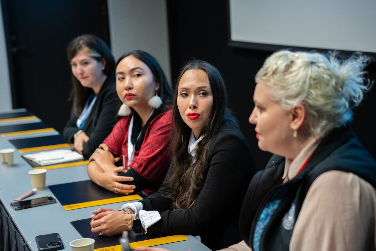 _Arctic_Circle's tweet image. Exploring the delicate balance between development and preservation! 🏗️🌊 at #ArcticCircle #Assembly2023 

#RedLipsMagic💄💥