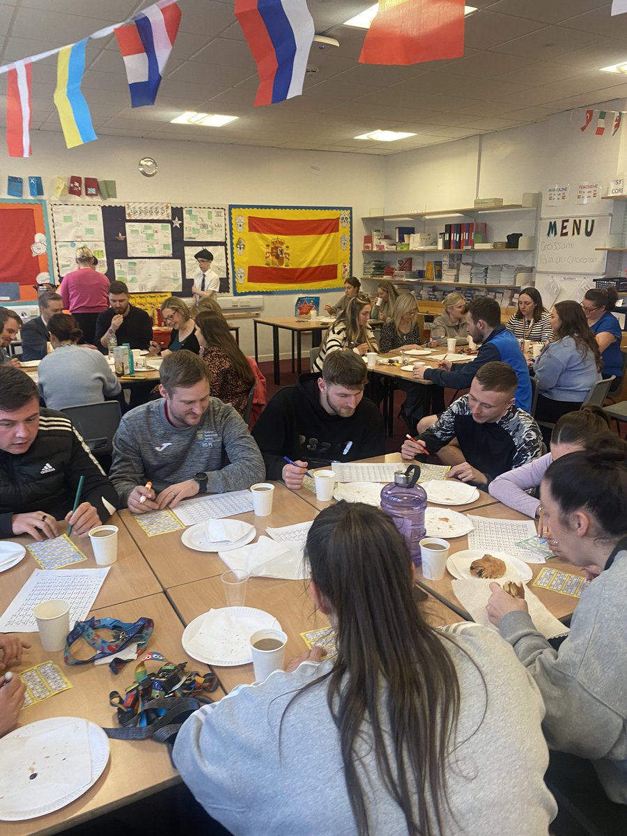 RhsModlangs's tweet image. A great staff French café at lunch today with some French bingo thrown in! @LangsWeekScot @scottishcilt @renfrew_high #scotlandloveslanguages