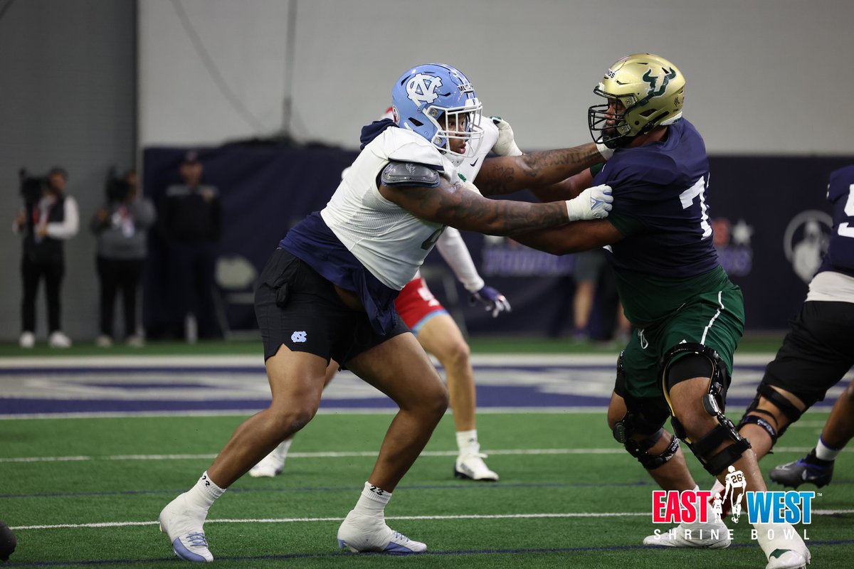 .@donovan_blu putting in work at the @ShrineBowl! #ComeToTheBay | #StayInTheBay