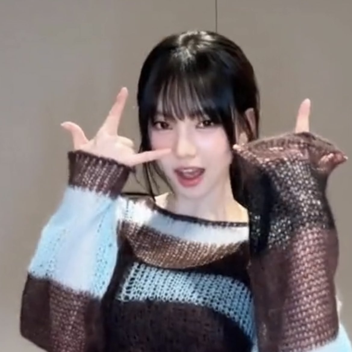 guratdara's tweet photo. @ShoutOCs ㅤ ㅤ ㅤ 

( Tolong banget ini angkut saya yang friendless. Saya dengan fc Karina yang keren ini. )

ㅤ ㅤ ㅤ https://t.co/3t6BzILCJY