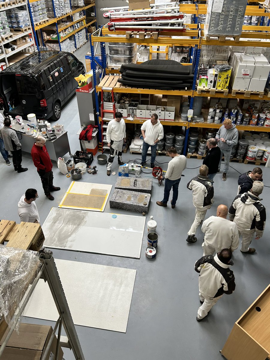 ScholsJ's tweet photo. ProCoatings Themadag:
“Vloeren schuren en coaten” 
In samenwerking met Flex en Caparol https://t.co/6uJFC4bcEE