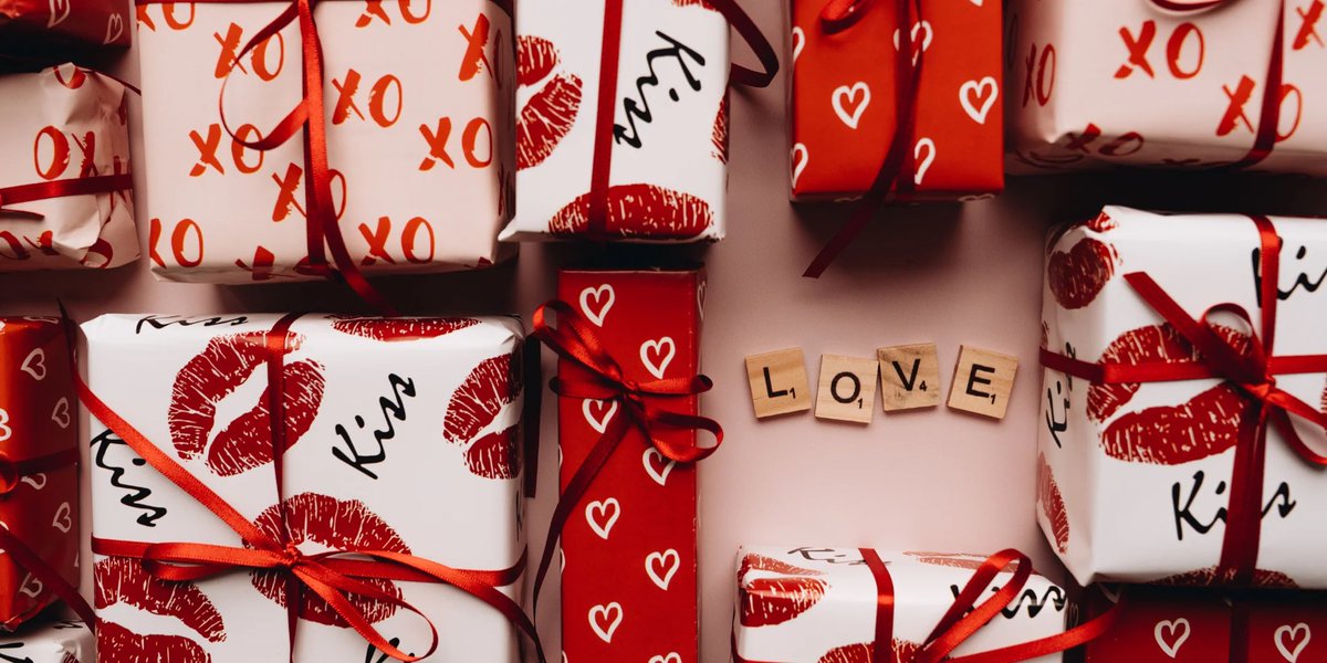 ❤️ Share the love, with impact ❤️ With Valentine’s Day around the corner - if you’re searching for gifts of love with purpose - check out @crisis_uk’s range of Valentines gifts. 🛒 shopfromcrisis.org.uk