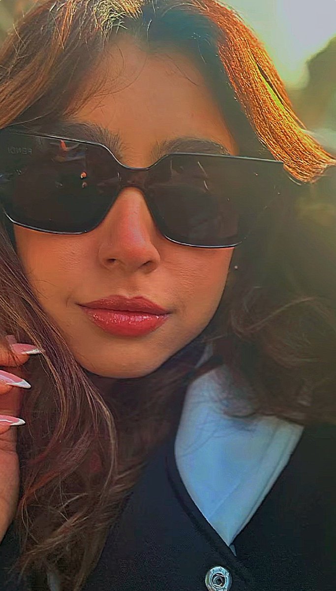 nitiblessings's tweet photo. In the world of this fake hearts, i choose this her pure heart!🥹🫀🫶🏼
#NitiTaylor https://t.co/vqUQvH1wXj
