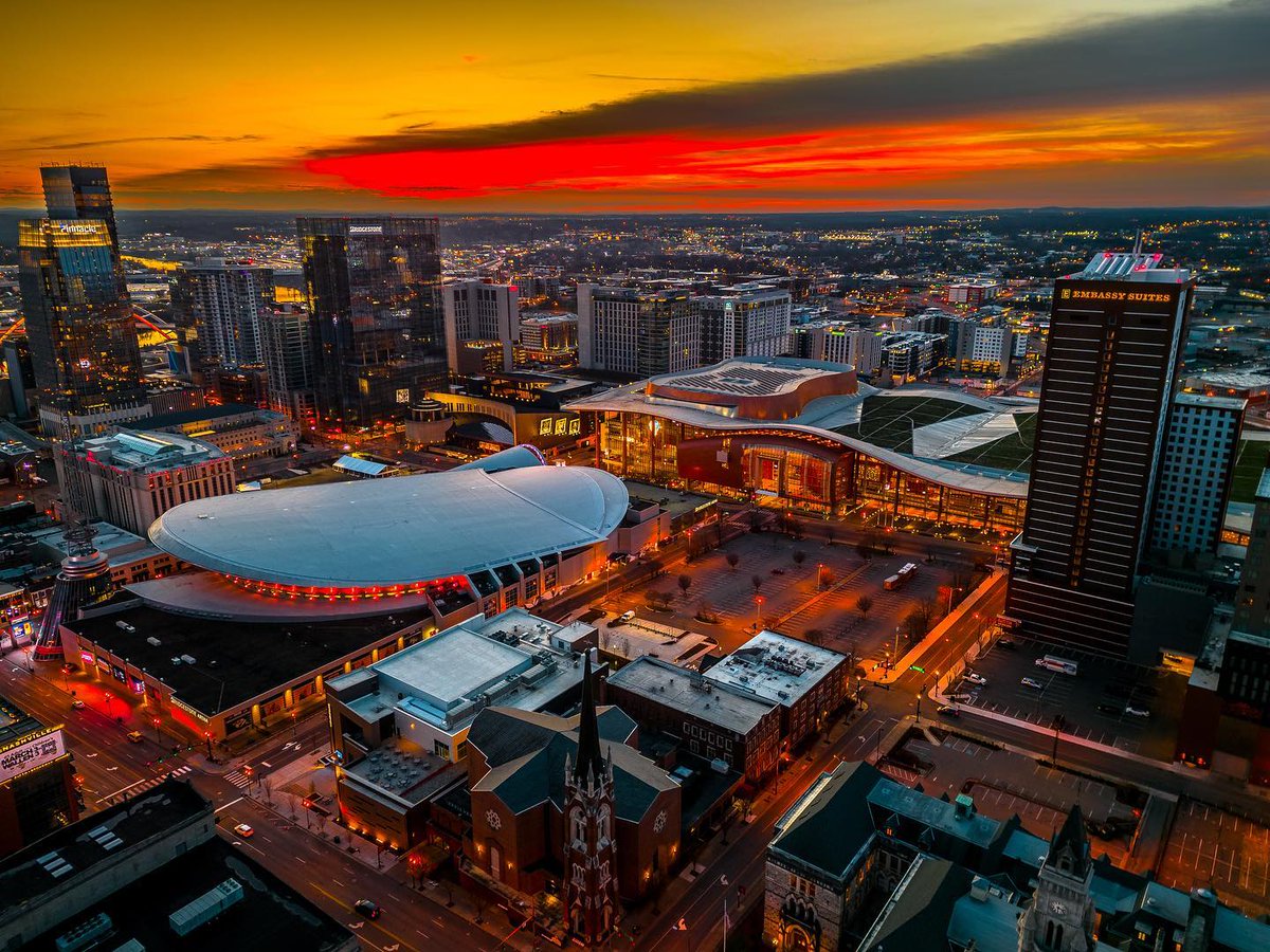 visitmusiccity's tweet photo. Good morning Nashville! 👋 🌤 Happy Wednesday! 😎

📸: @ jasoncarterphotos https://t.co/oNmAICGfaS