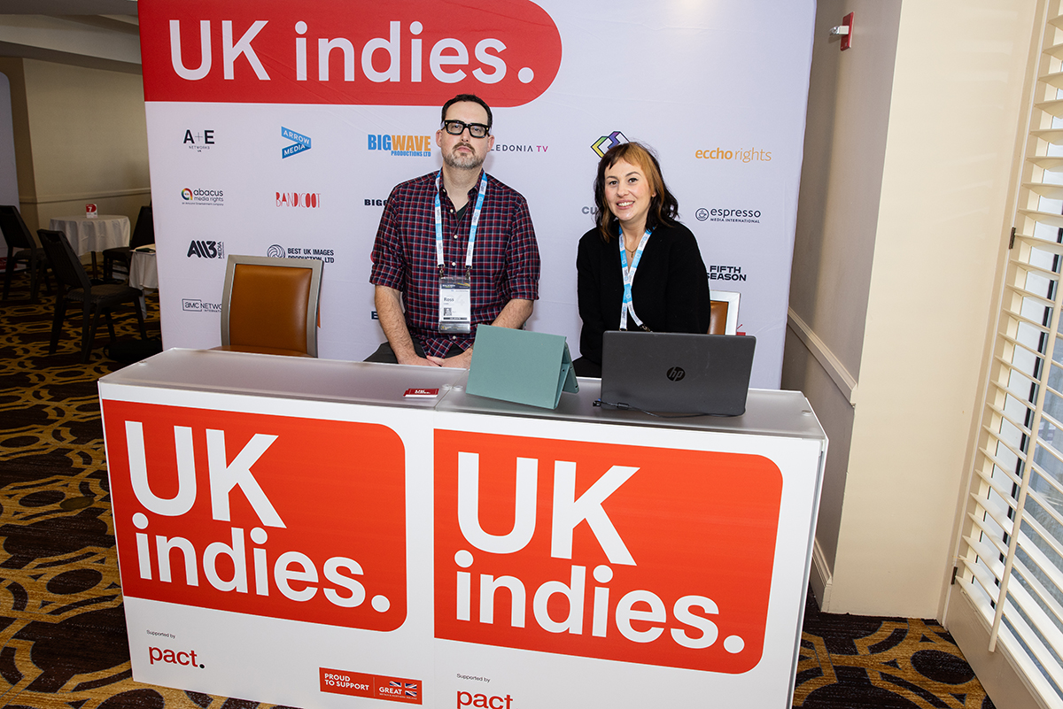 PactUK's tweet photo. If you're at @Realscreen Summit, make sure you come and say hi to the #UKIndies!

We're in Oak Alley, 4th floor of the Sheraton, and Ross and Aimee are on standby to help connect you with our cohort of renowned indie producers from the UK. #RealscreenSummit https://t.co/4MQ6U9oSQY
