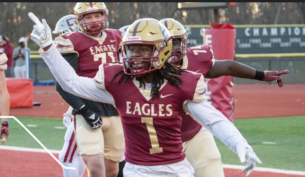 Blessed to receive my 3rd offer from the university of Bridgewater! 
<a href="/CoachPurk/">Kyle Purkey</a>  <a href="/WearemilfordFB/">Milford Mill Millers</a>  <a href="/ReggieWhite90/">Reggie White ΦΒΣ ETA🤘🏾🤘🏾🤘🏾 9-0</a> <a href="/Coach_bjones44/">State Champ Jones</a>