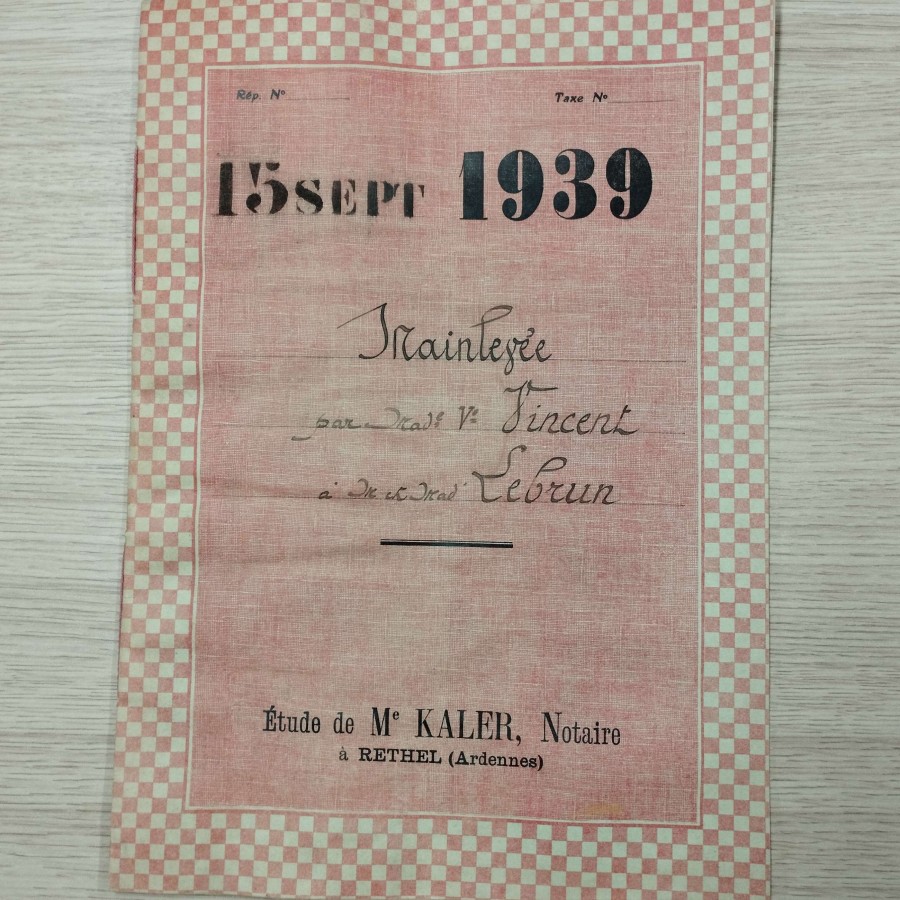 Aujourd'hui nous faisons le point sur les archives notariales, toutes les infos ici:
:)

archives.cd08.fr/article.php?la…