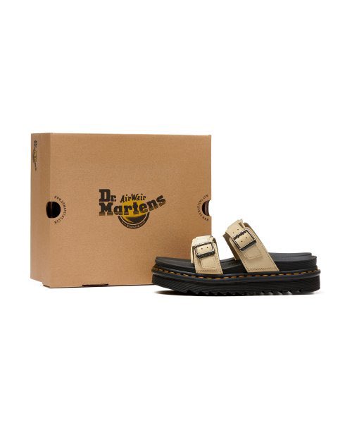 ➿✨ preorder — Dr.Martens Myles DB Warm Sand Kaya
รองเท้ารุ่นฮิตสายคาดสีเบจ น่ารักมากค้าบบบบ
size : 220 - 290 JP 
price : 2990.- (free ems) 
#พรีออเดอร์เกาหลี #พรีเกาหลี #หิ้วเกาหลี