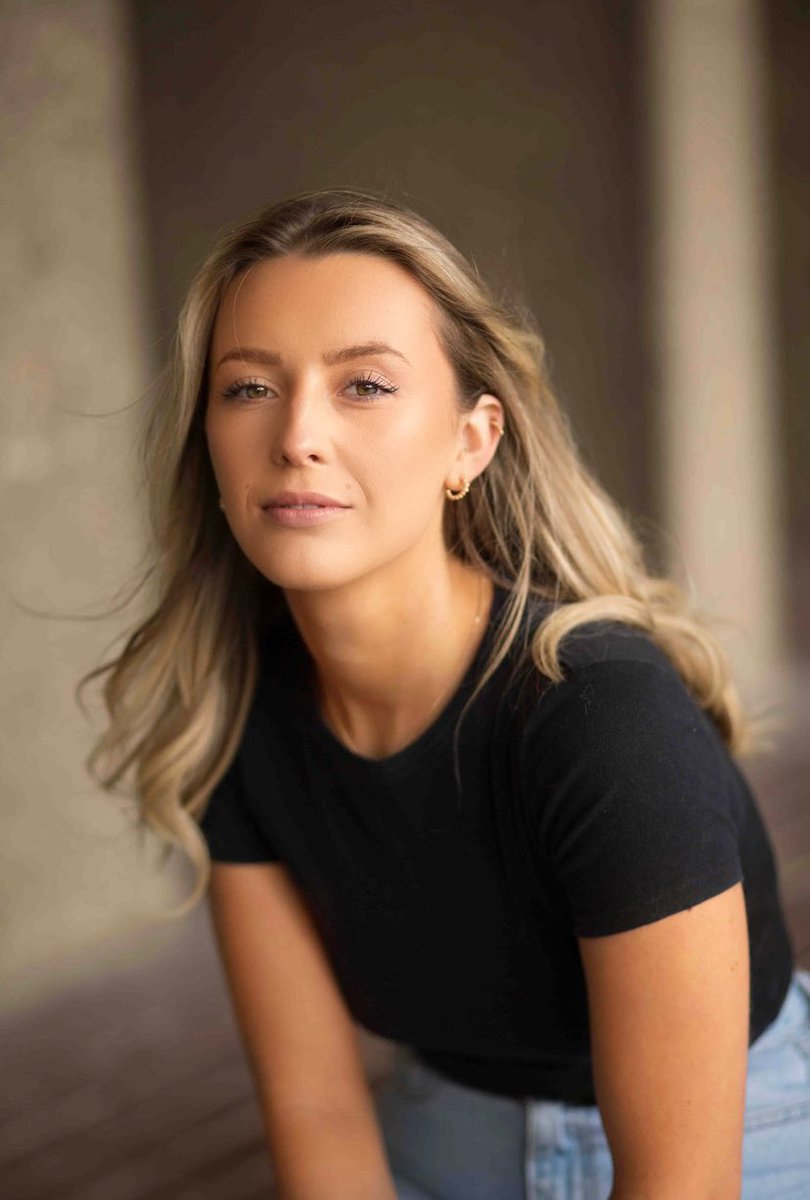 In my case it's the cast I keep seeing every time I work on the idea.